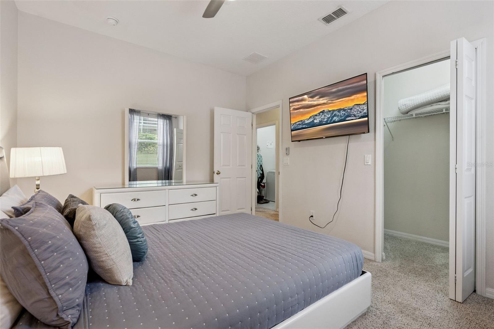 Image 34 of 85 For 119 Horton Park Drive