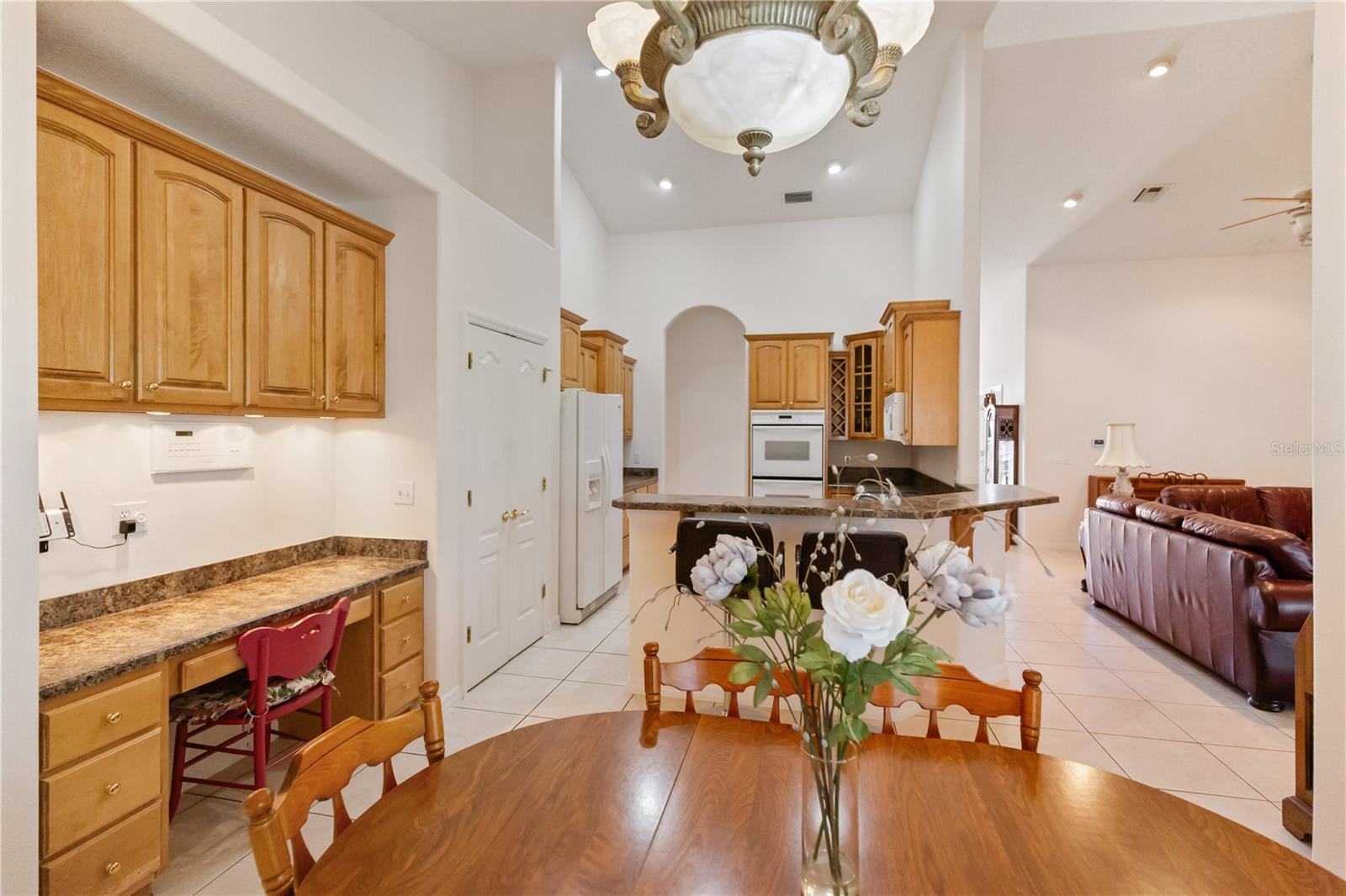 Image 17 of 91 For 2970 Windsong Lane