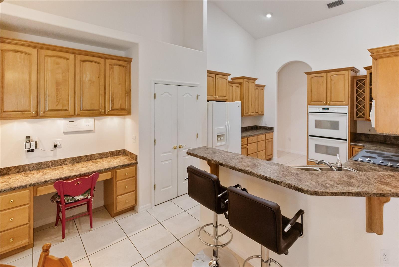 Image 18 of 91 For 2970 Windsong Lane