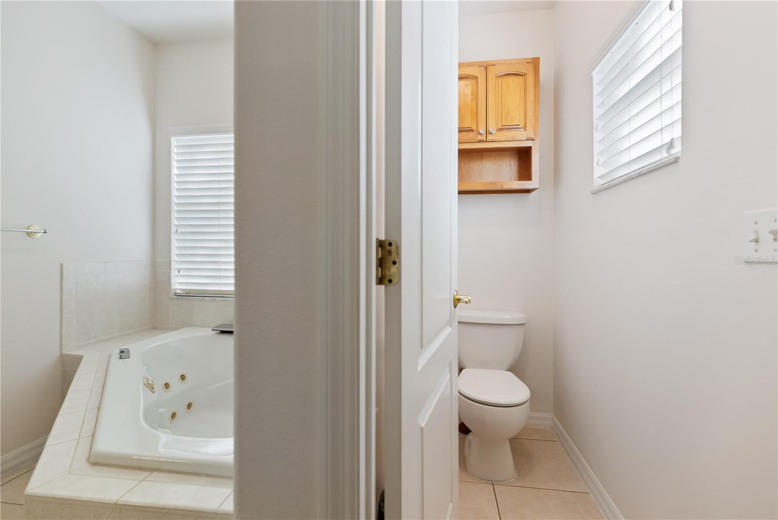 Image 31 of 91 For 2970 Windsong Lane