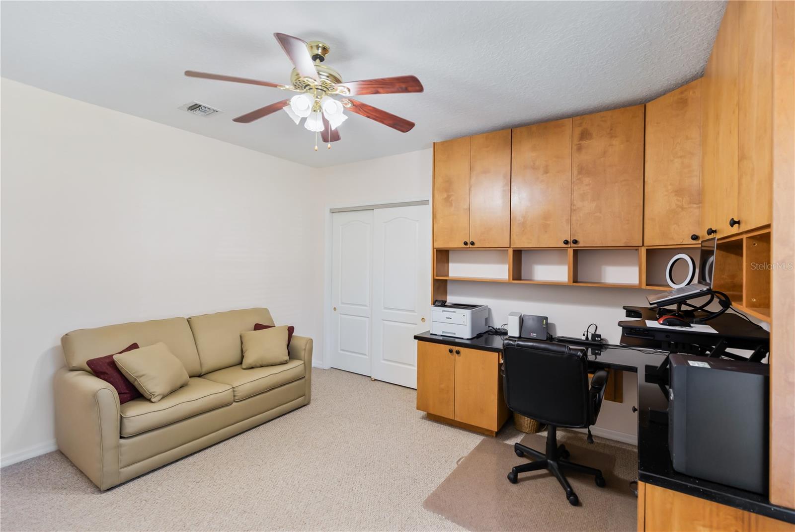 Image 39 of 91 For 2970 Windsong Lane