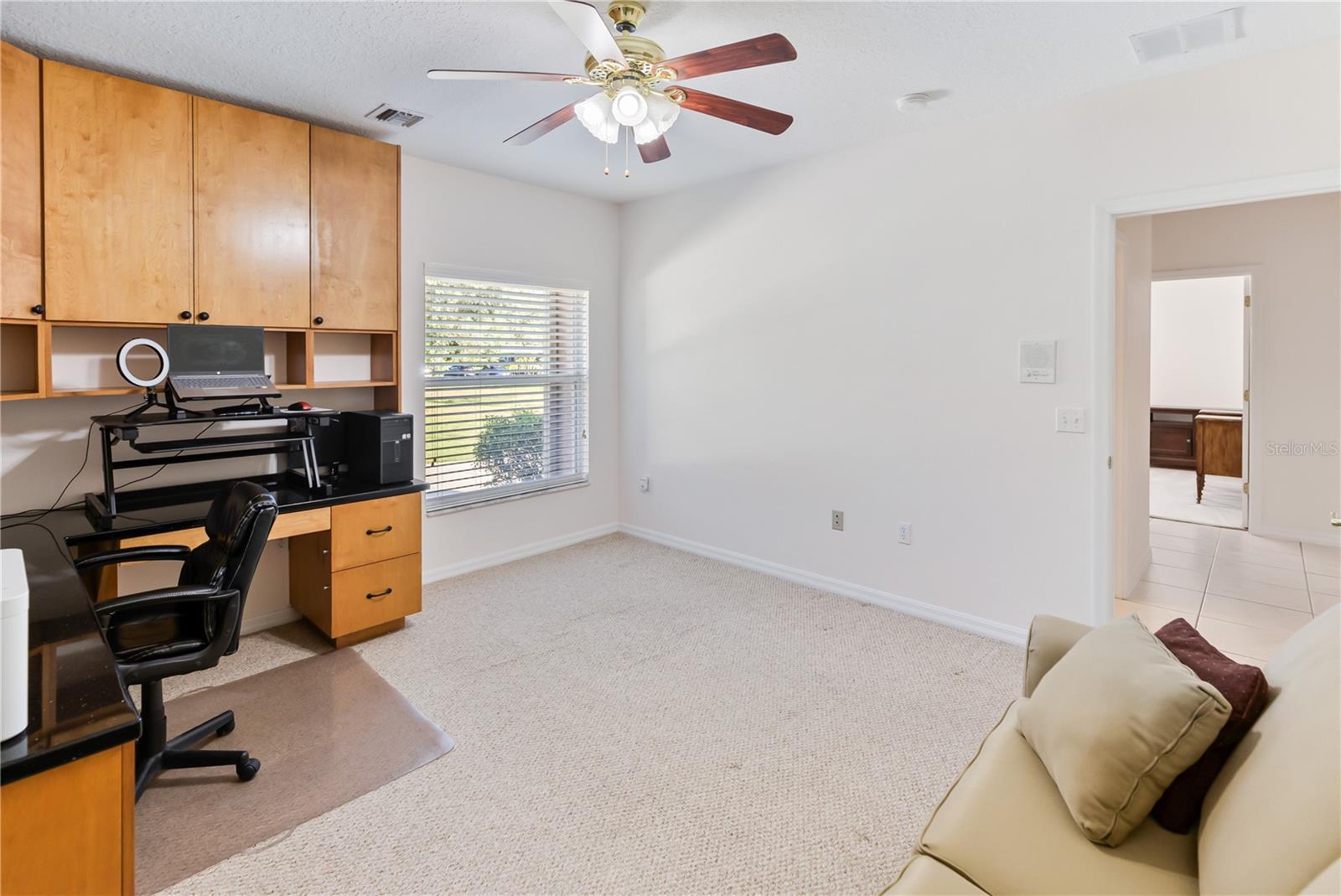 Image 40 of 91 For 2970 Windsong Lane