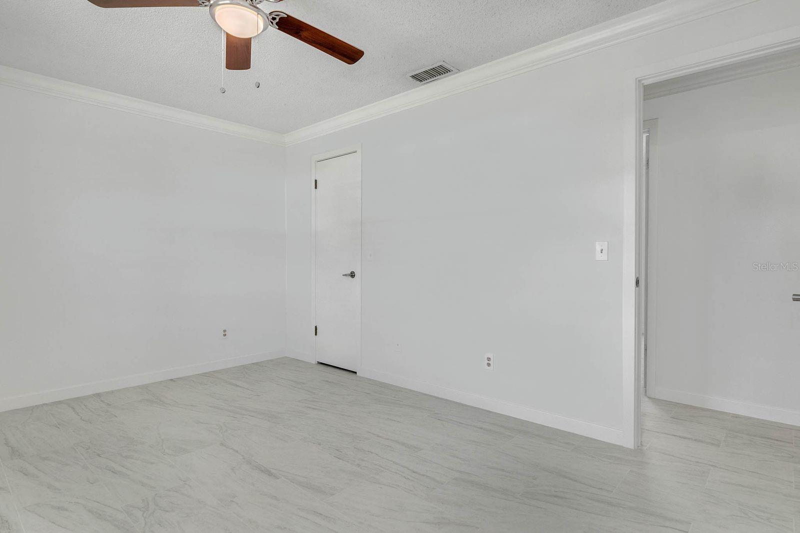 Image 19 of 27 For 6449 Eve Street