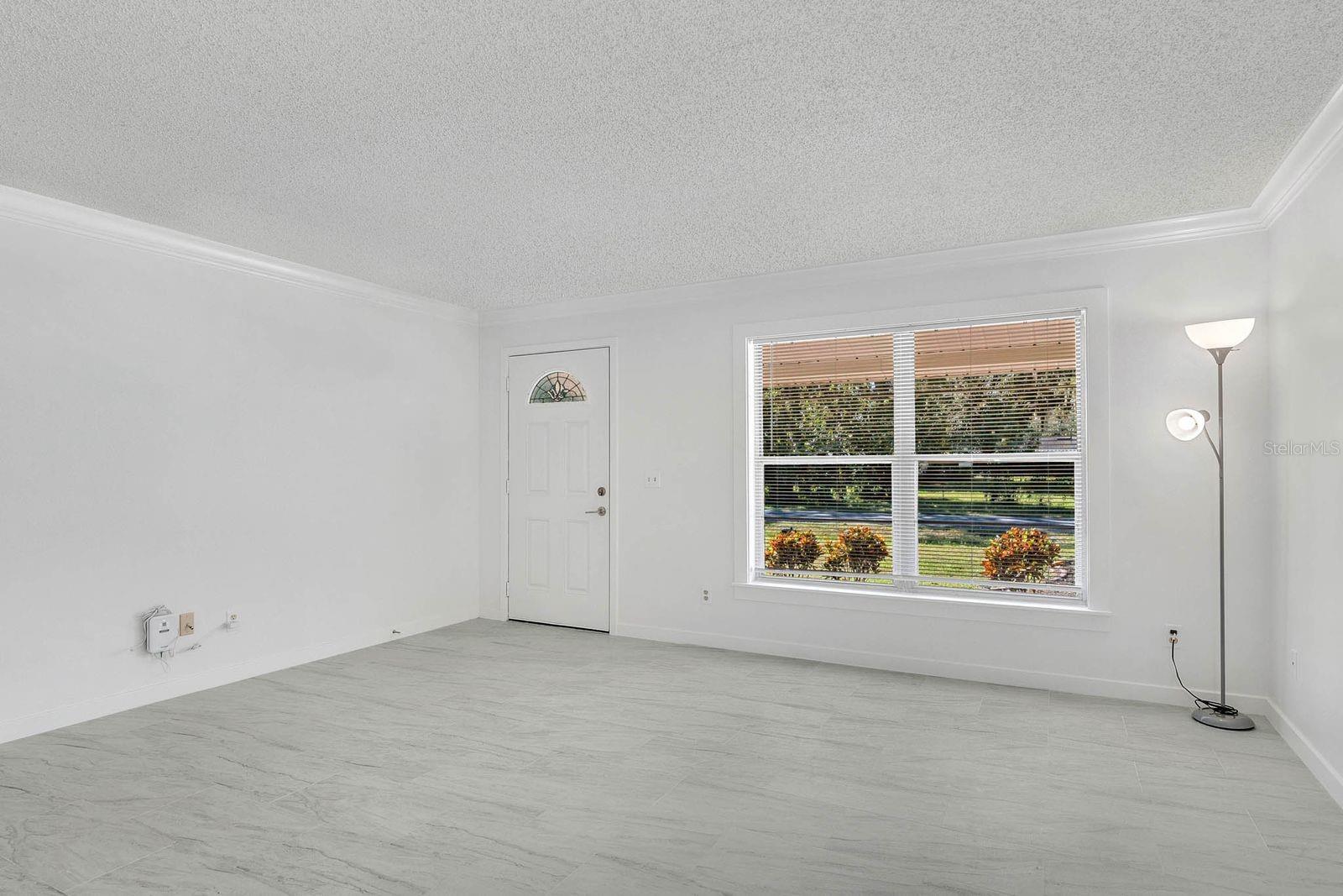Image 3 of 27 For 6449 Eve Street