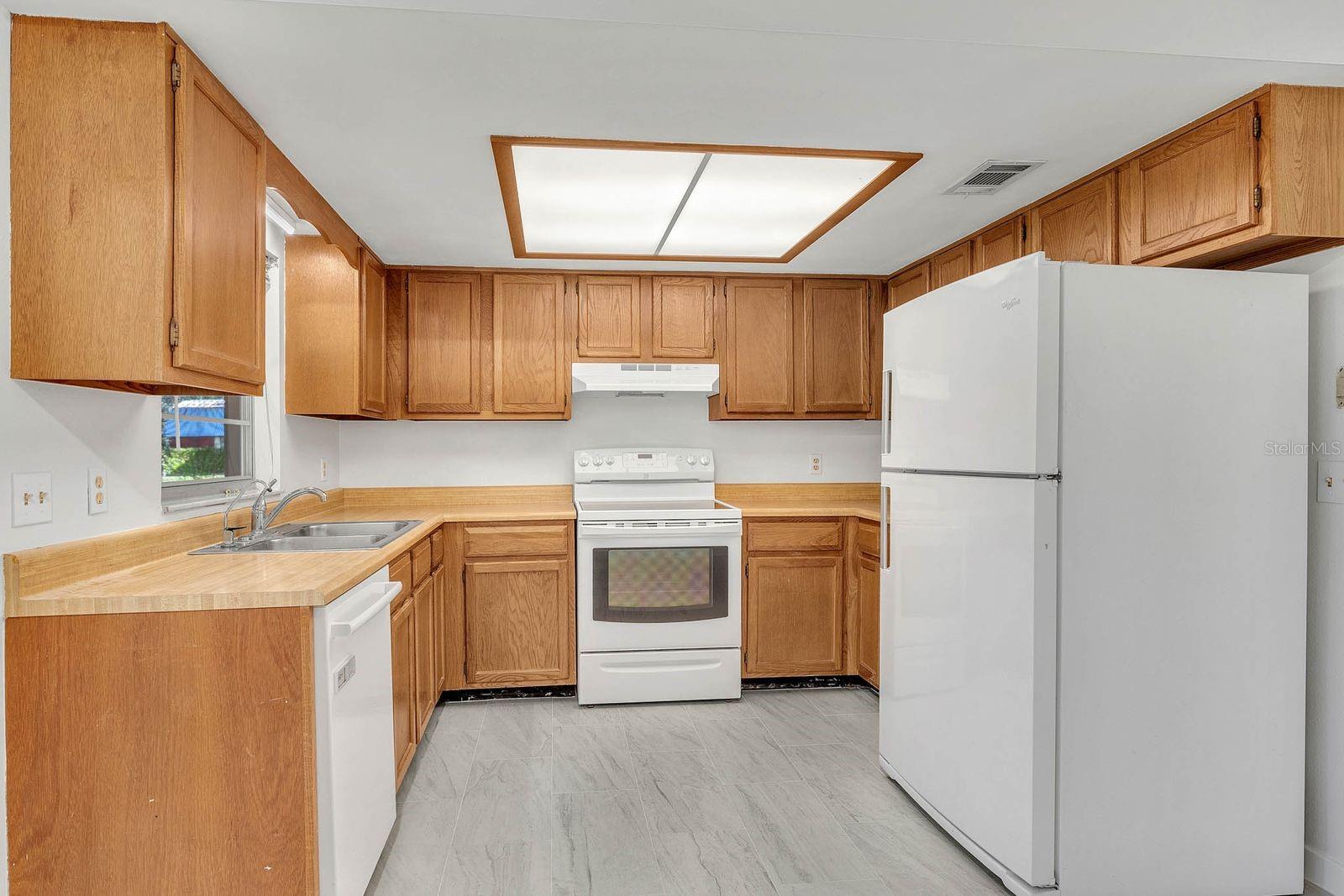 Image 6 of 27 For 6449 Eve Street