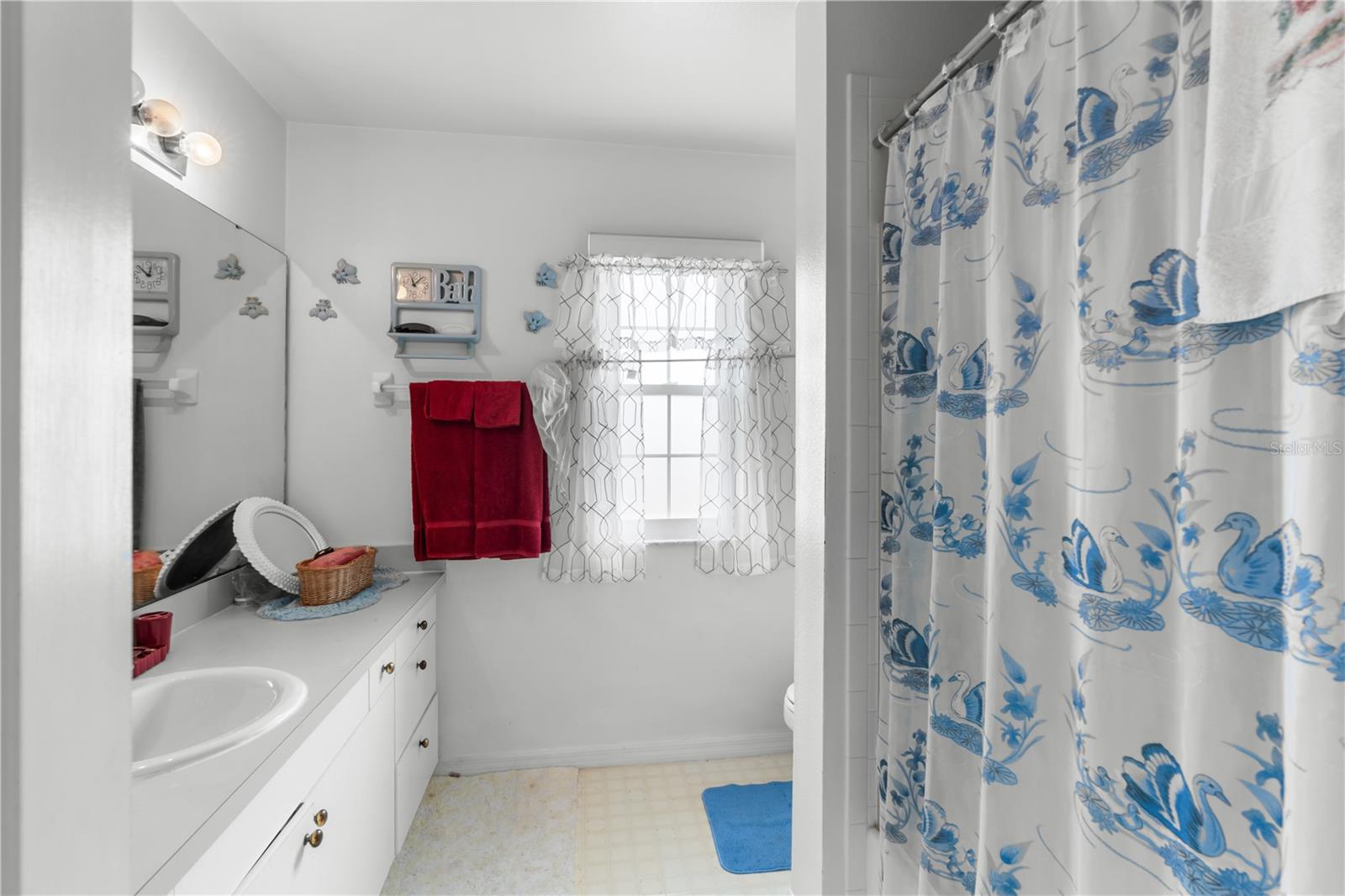 Image 18 of 20 For 321 Edgewood Court