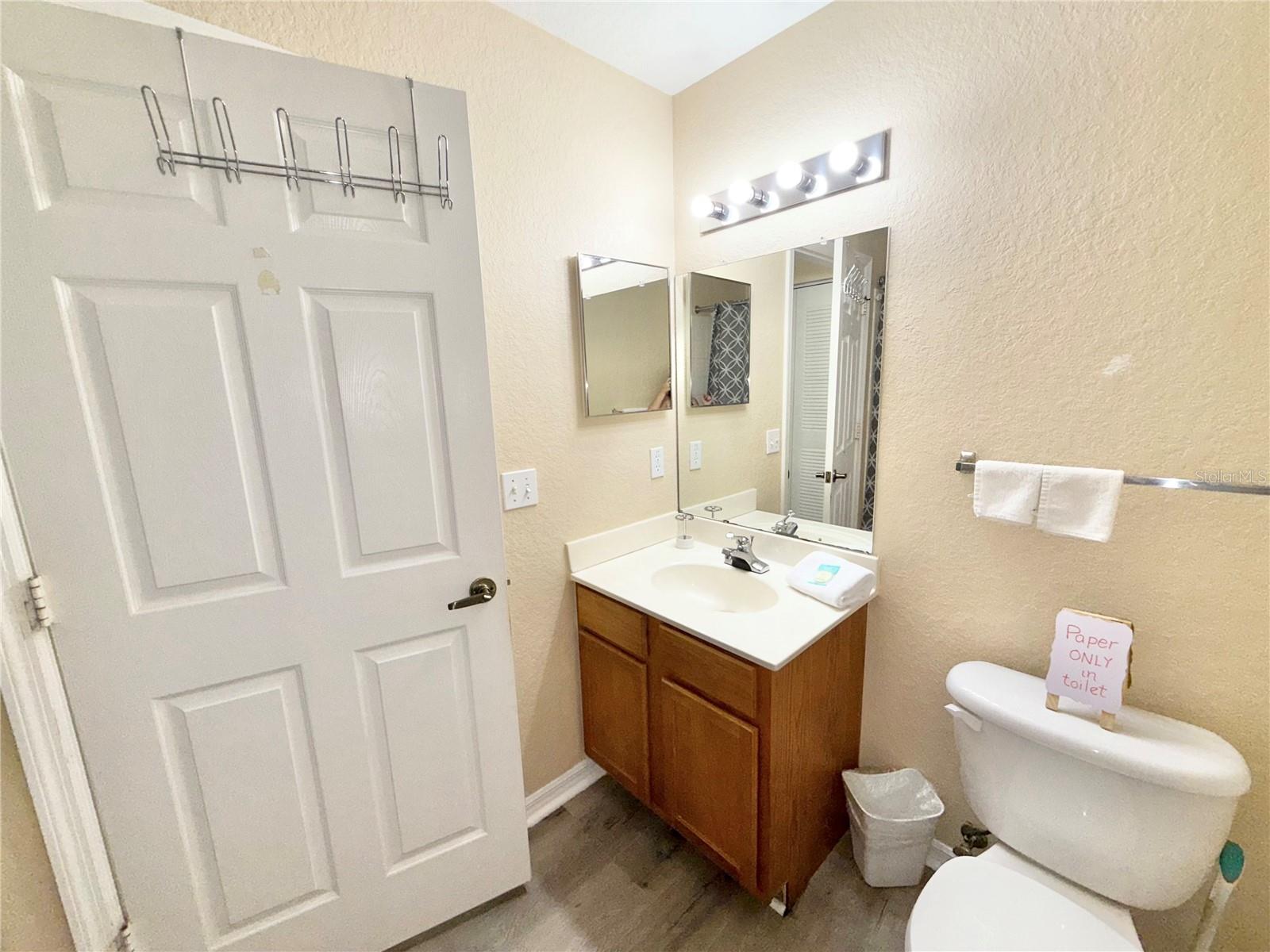 Image 20 of 22 For 4010 Santa Maria Drive 103