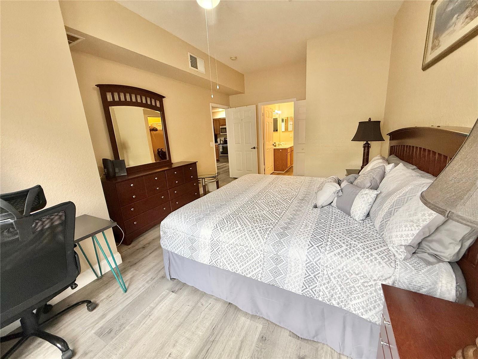 Image 9 of 22 For 4010 Santa Maria Drive 103