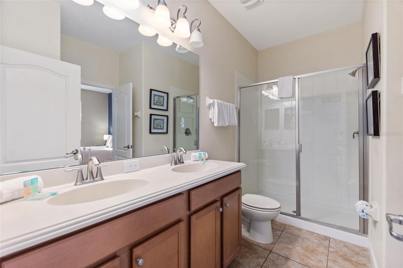 Image 15 of 70 For 1454 Myrtlewood Street