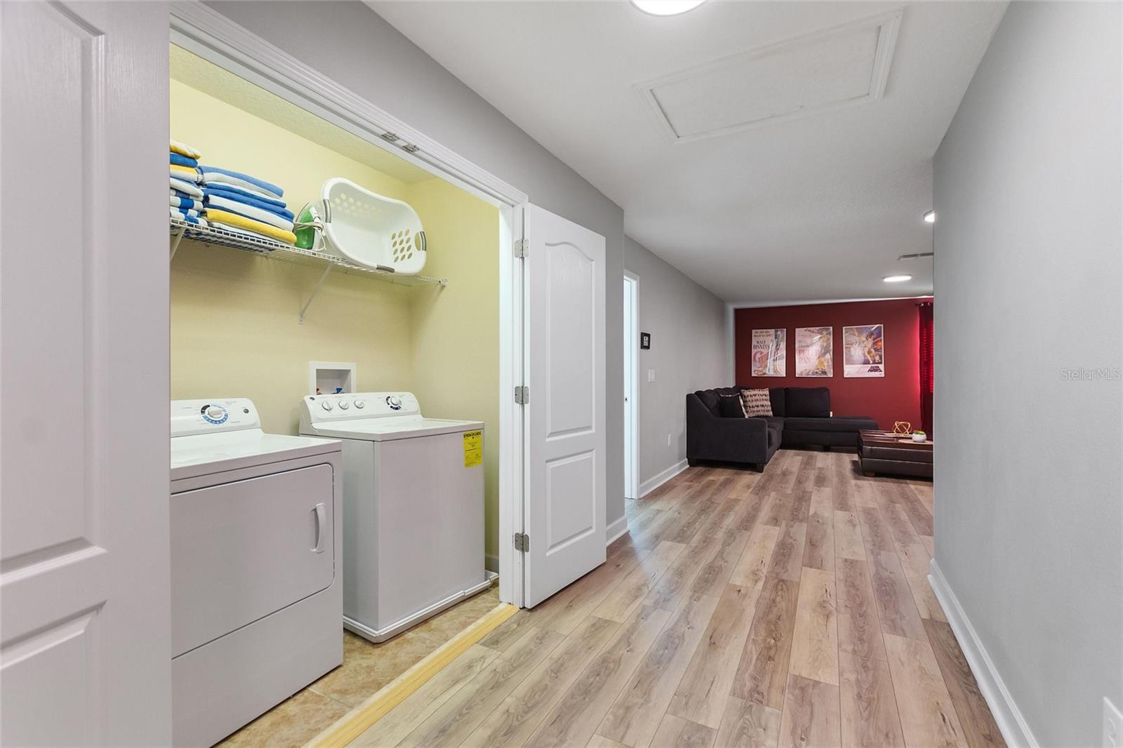 Image 23 of 70 For 1454 Myrtlewood Street