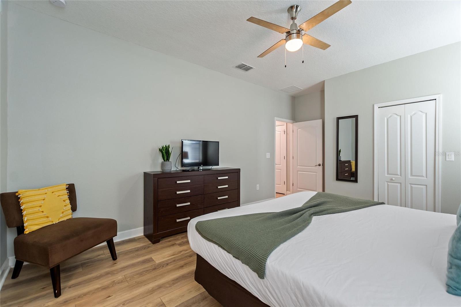 Image 28 of 70 For 1454 Myrtlewood Street