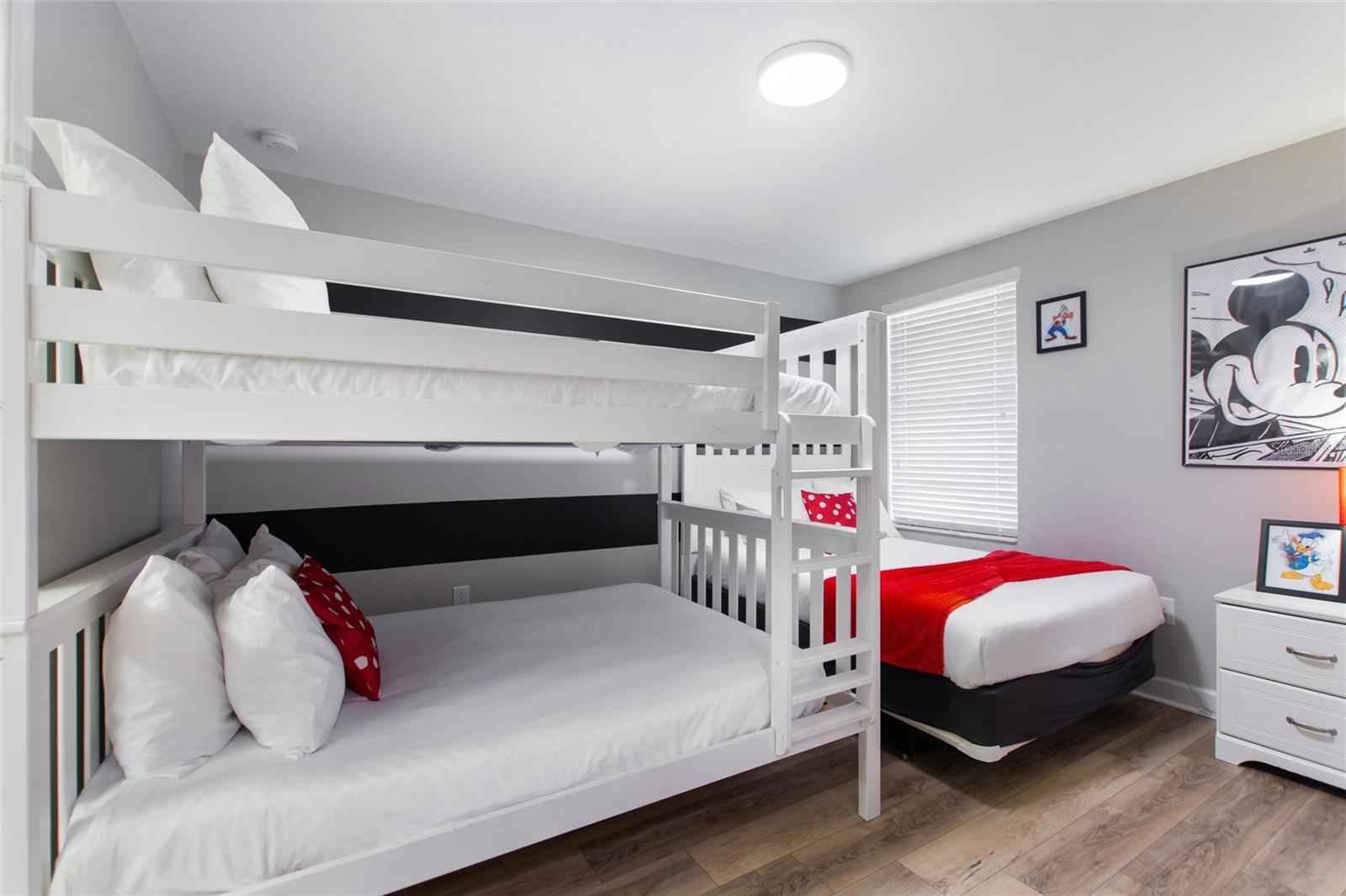 Image 31 of 70 For 1454 Myrtlewood Street