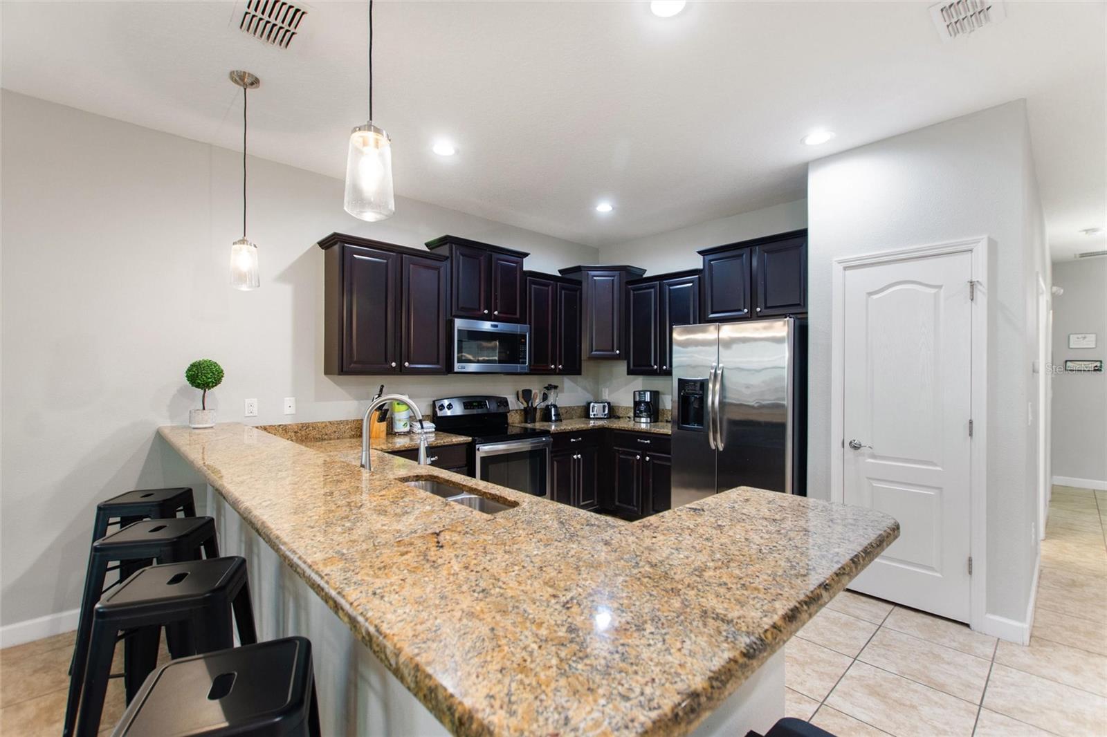 Image 9 of 70 For 1454 Myrtlewood Street