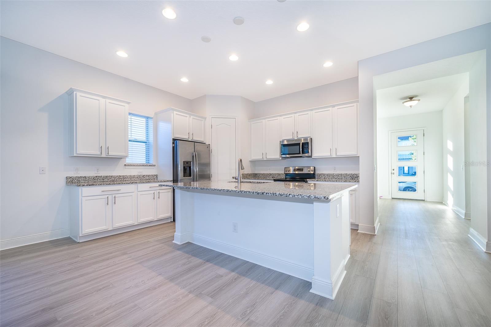 Image 12 of 40 For 7935 Nemours Parkway
