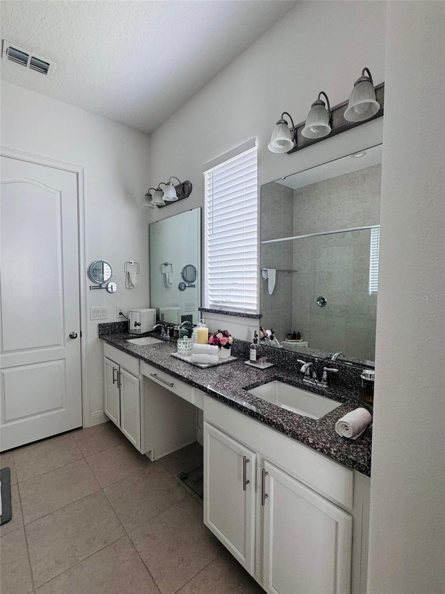 Image 15 of 40 For 7935 Nemours Parkway