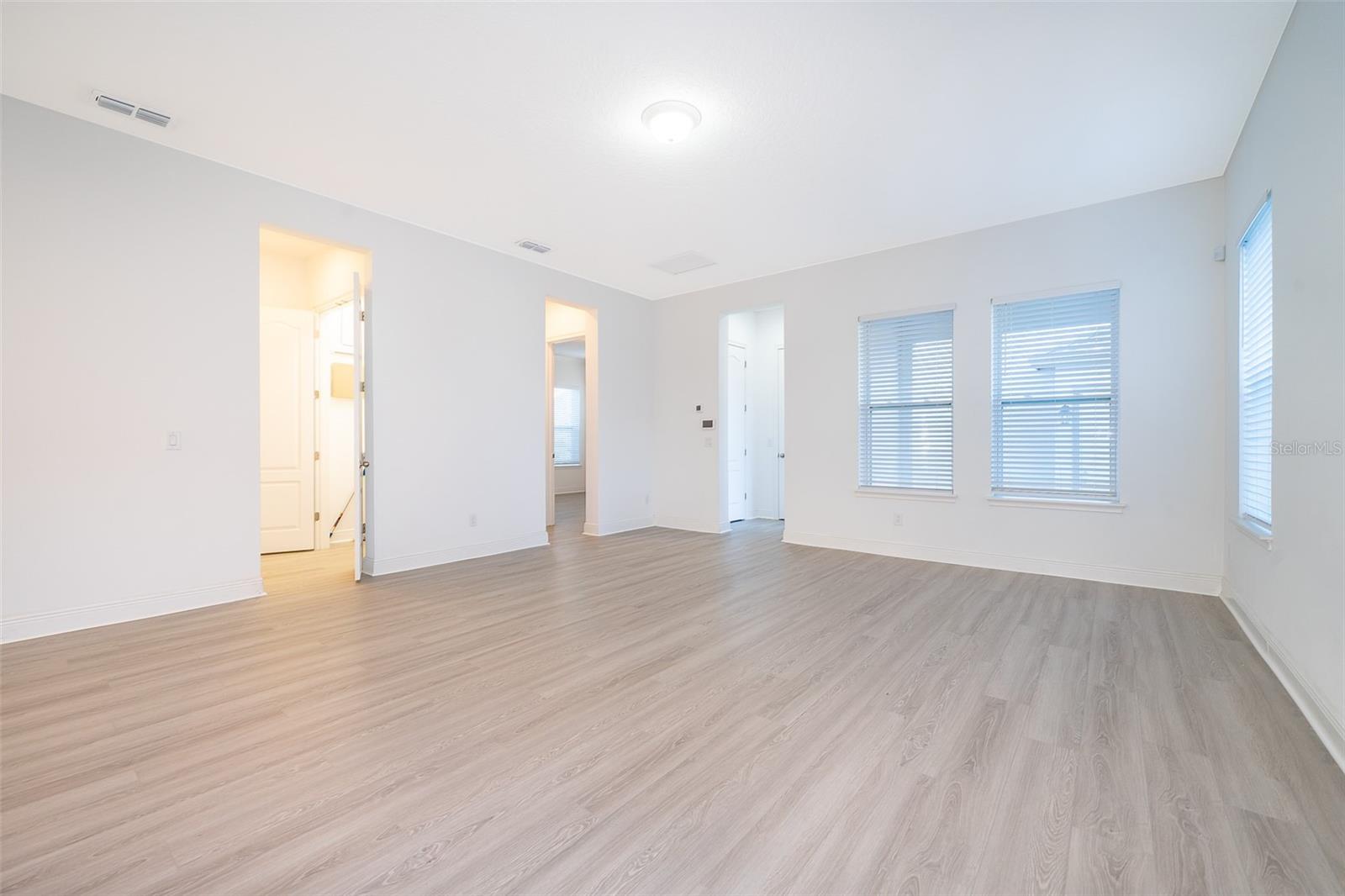 Image 5 of 40 For 7935 Nemours Parkway
