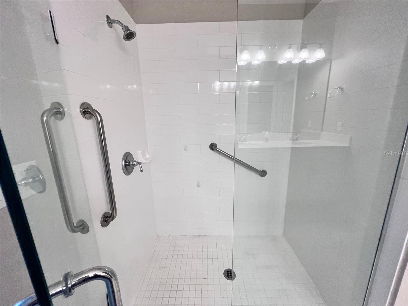 Image 10 of 16 For 1449 Paget Cove