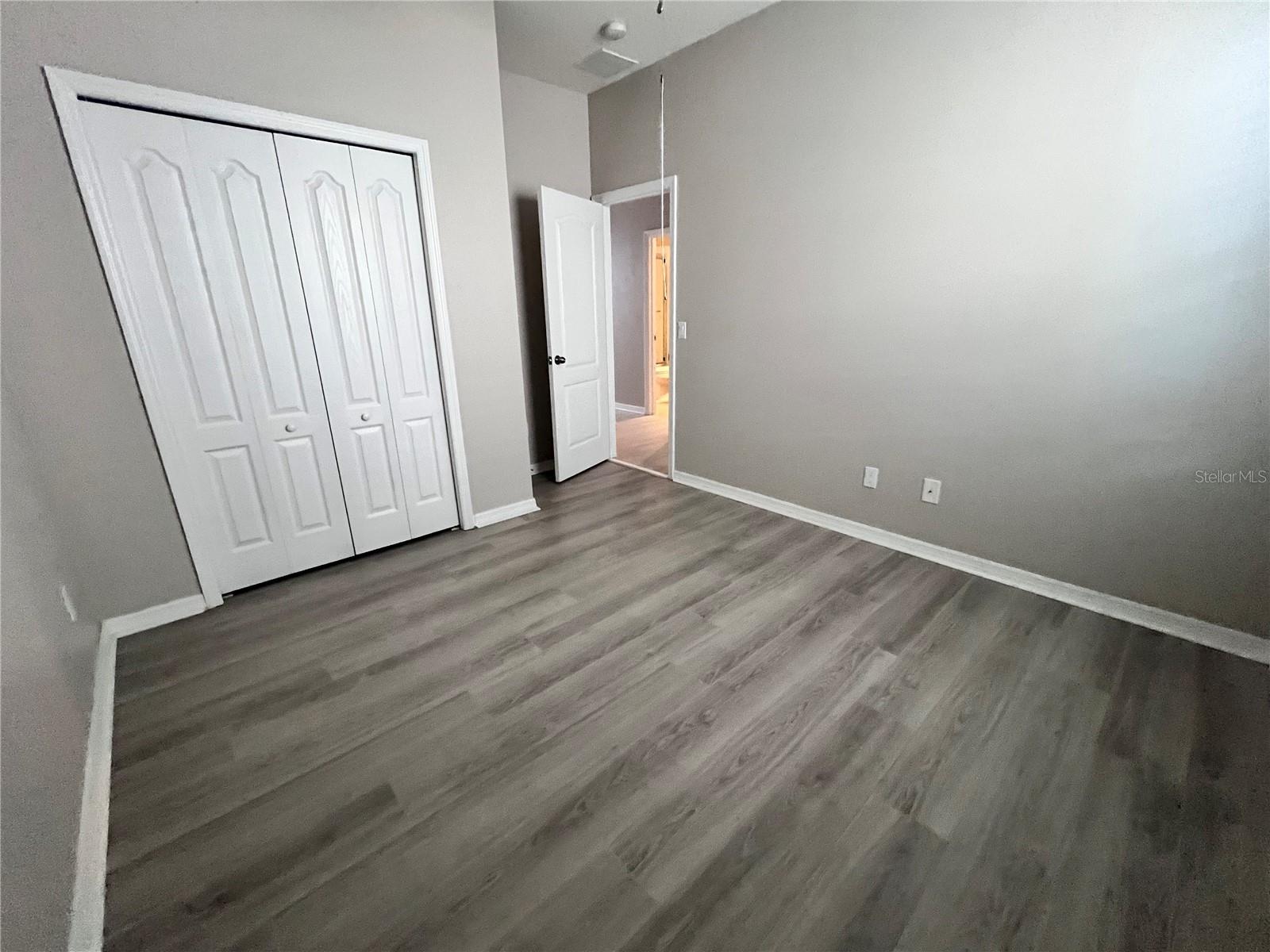 Image 12 of 16 For 1449 Paget Cove