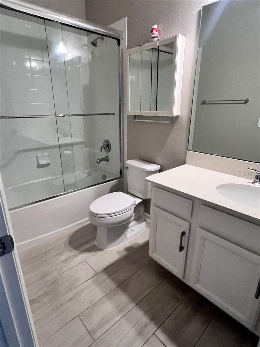 Image 13 of 16 For 1449 Paget Cove