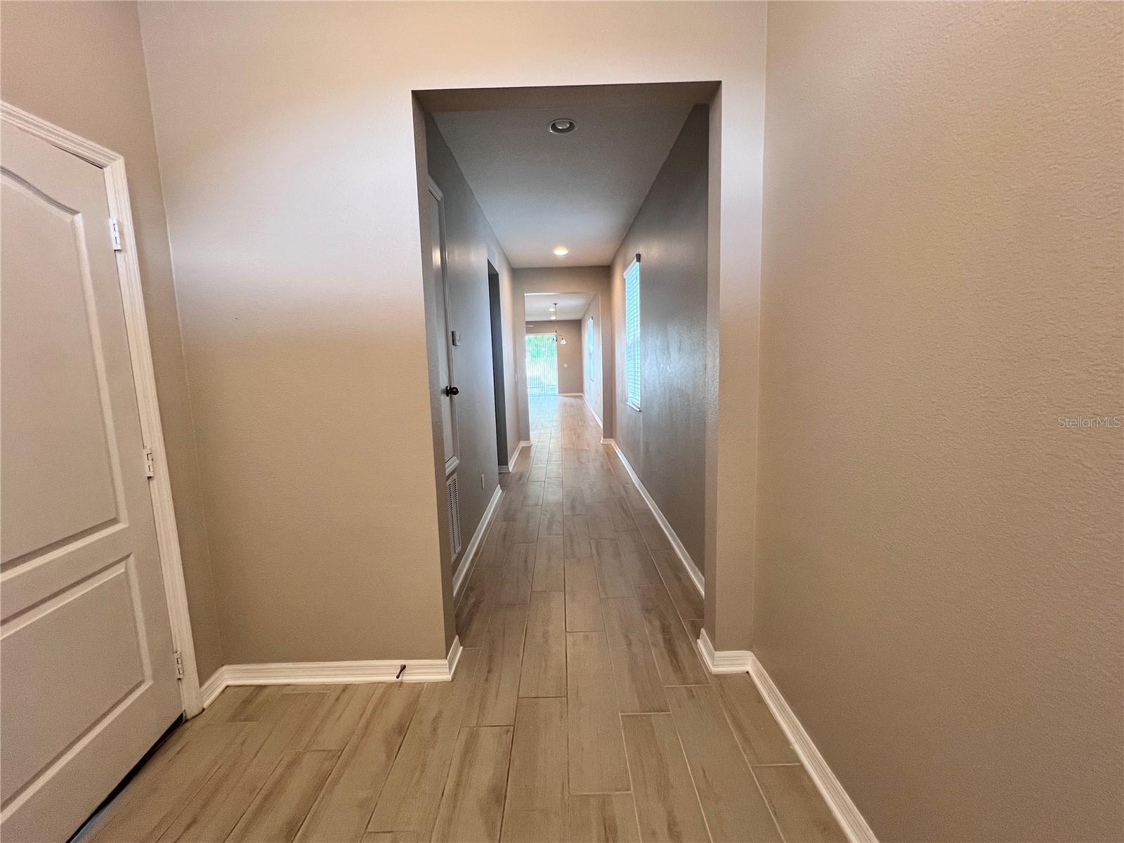 Image 2 of 16 For 1449 Paget Cove