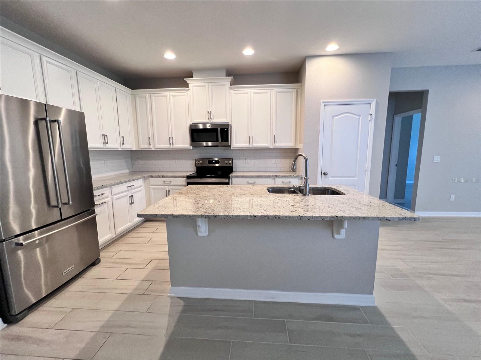 Image 5 of 16 For 1449 Paget Cove