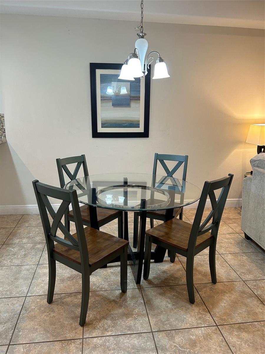 Image 10 of 49 For 8135 Roseville Boulevard