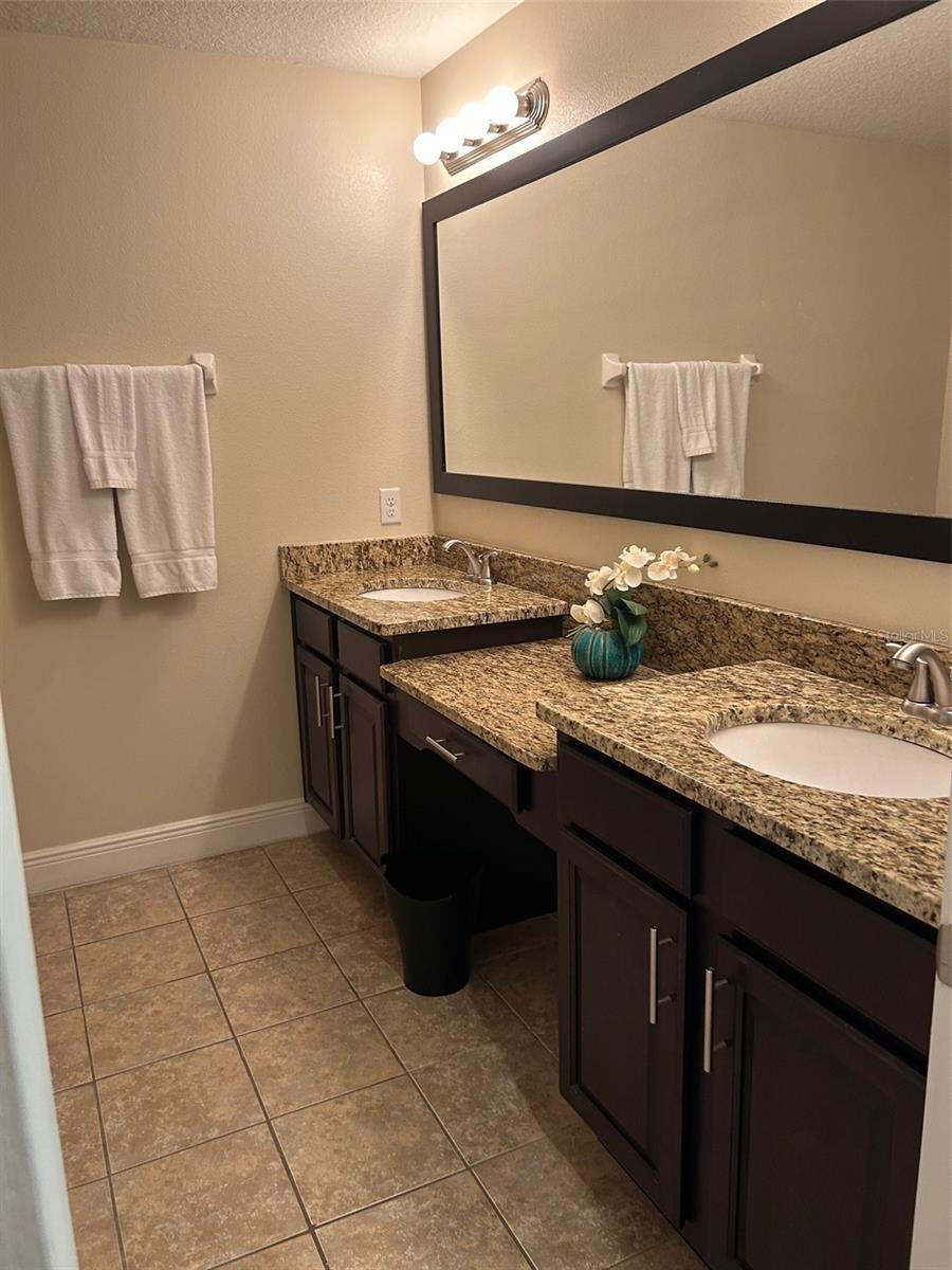 Image 24 of 49 For 8135 Roseville Boulevard