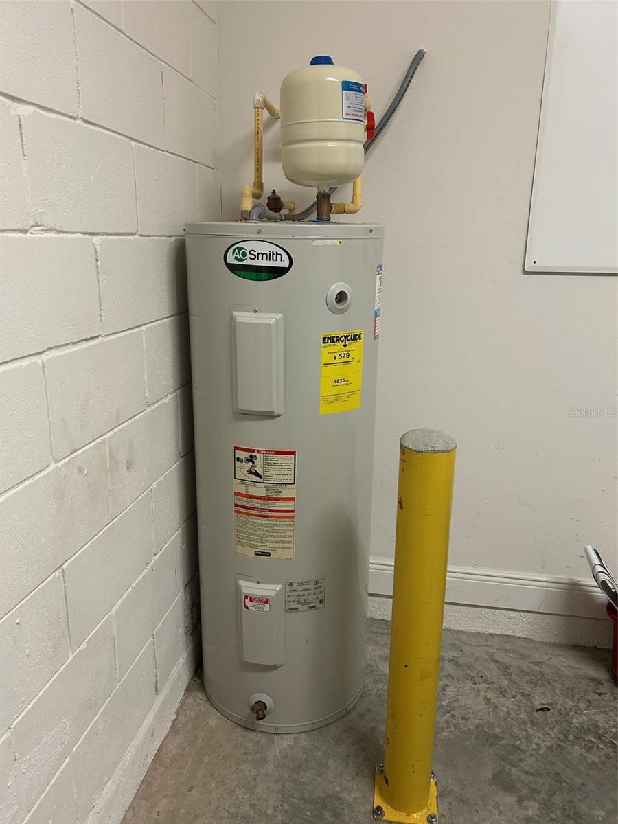 Image 41 of 49 For 8135 Roseville Boulevard