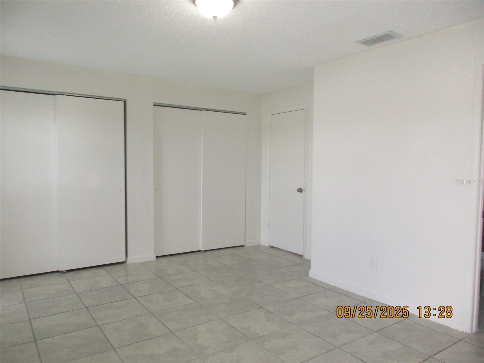 Image 10 of 25 For 978 Florida Parkway