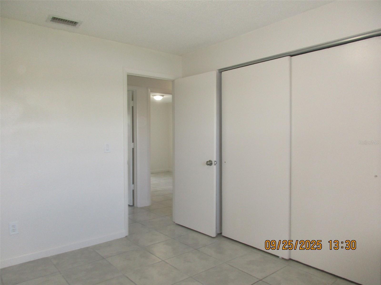 Image 18 of 25 For 978 Florida Parkway