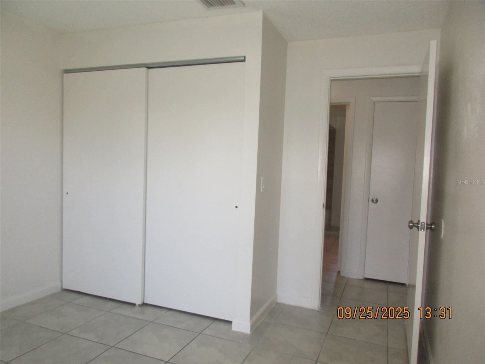 Image 22 of 25 For 978 Florida Parkway