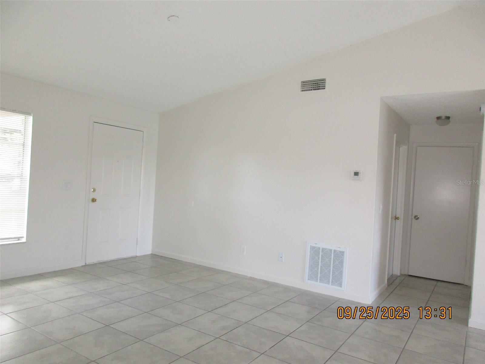 Image 23 of 25 For 978 Florida Parkway