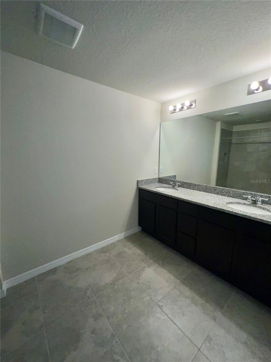 Image 8 of 17 For 2635 Buena View Road