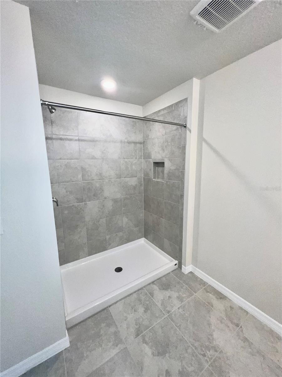 Image 9 of 17 For 2635 Buena View Road