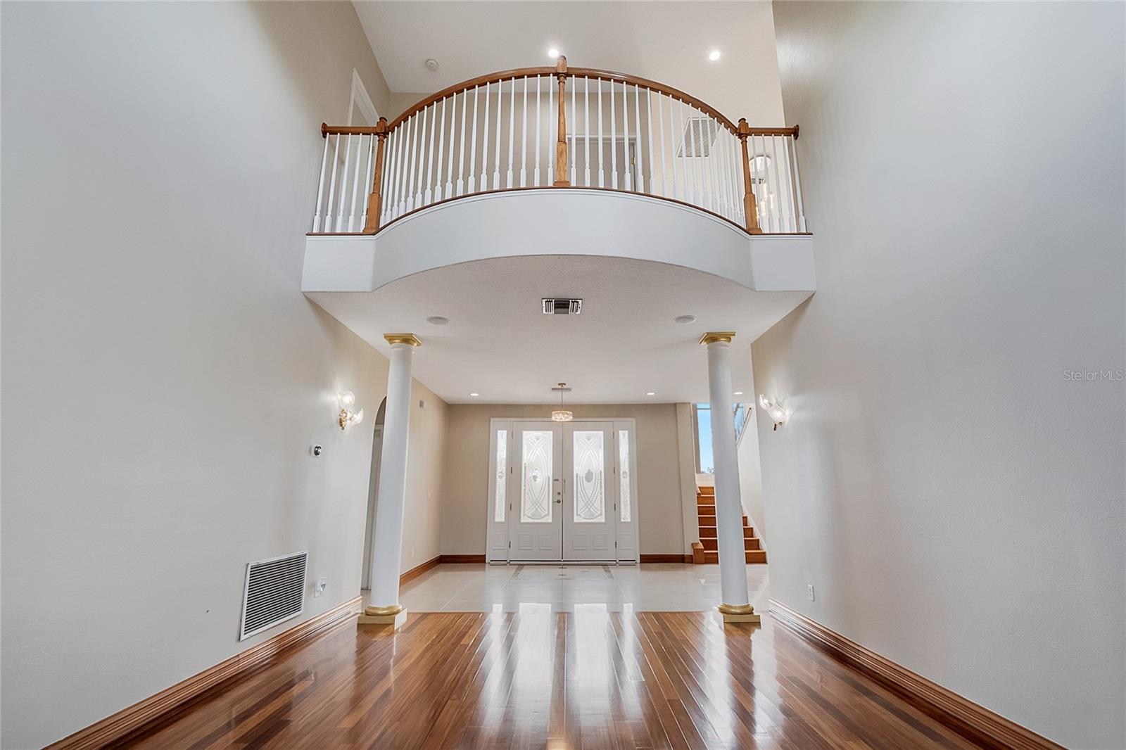 Image 16 of 86 For 18147 Coralwood Lane