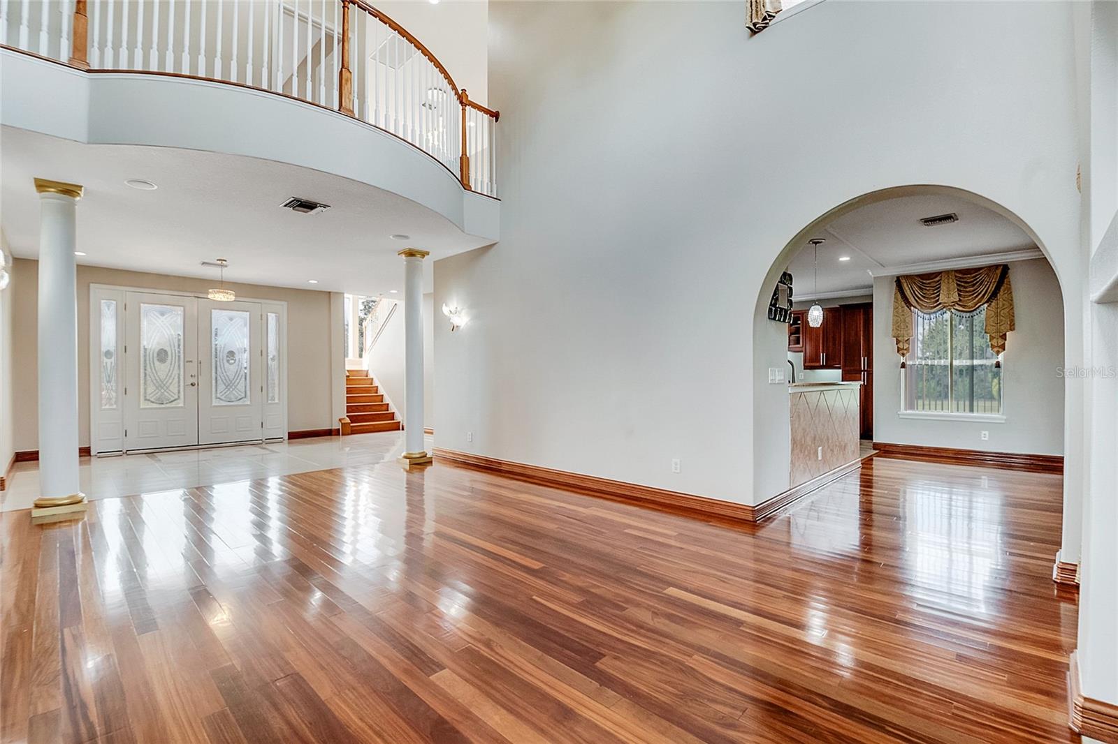 Image 19 of 86 For 18147 Coralwood Lane