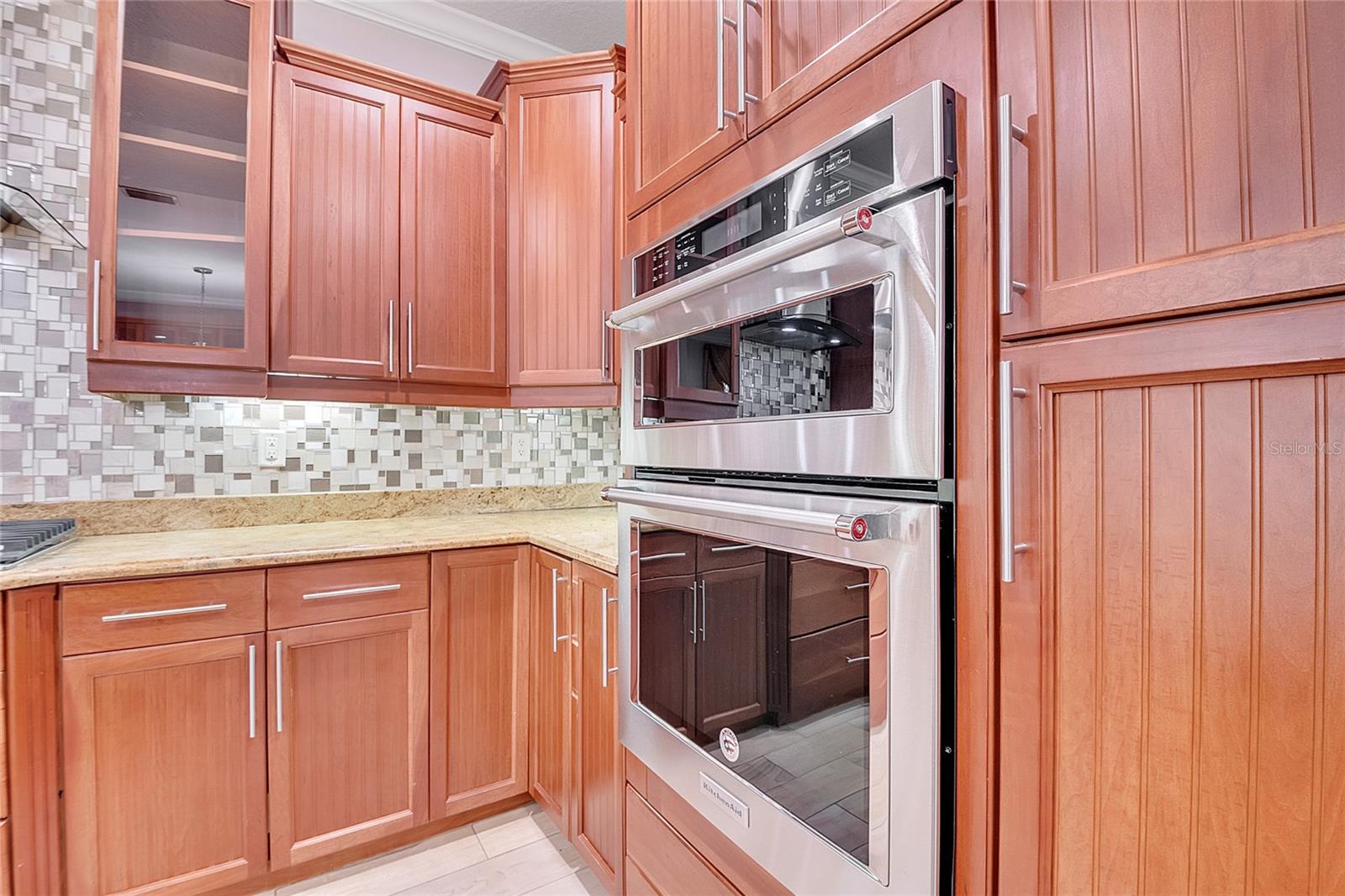 Image 29 of 86 For 18147 Coralwood Lane