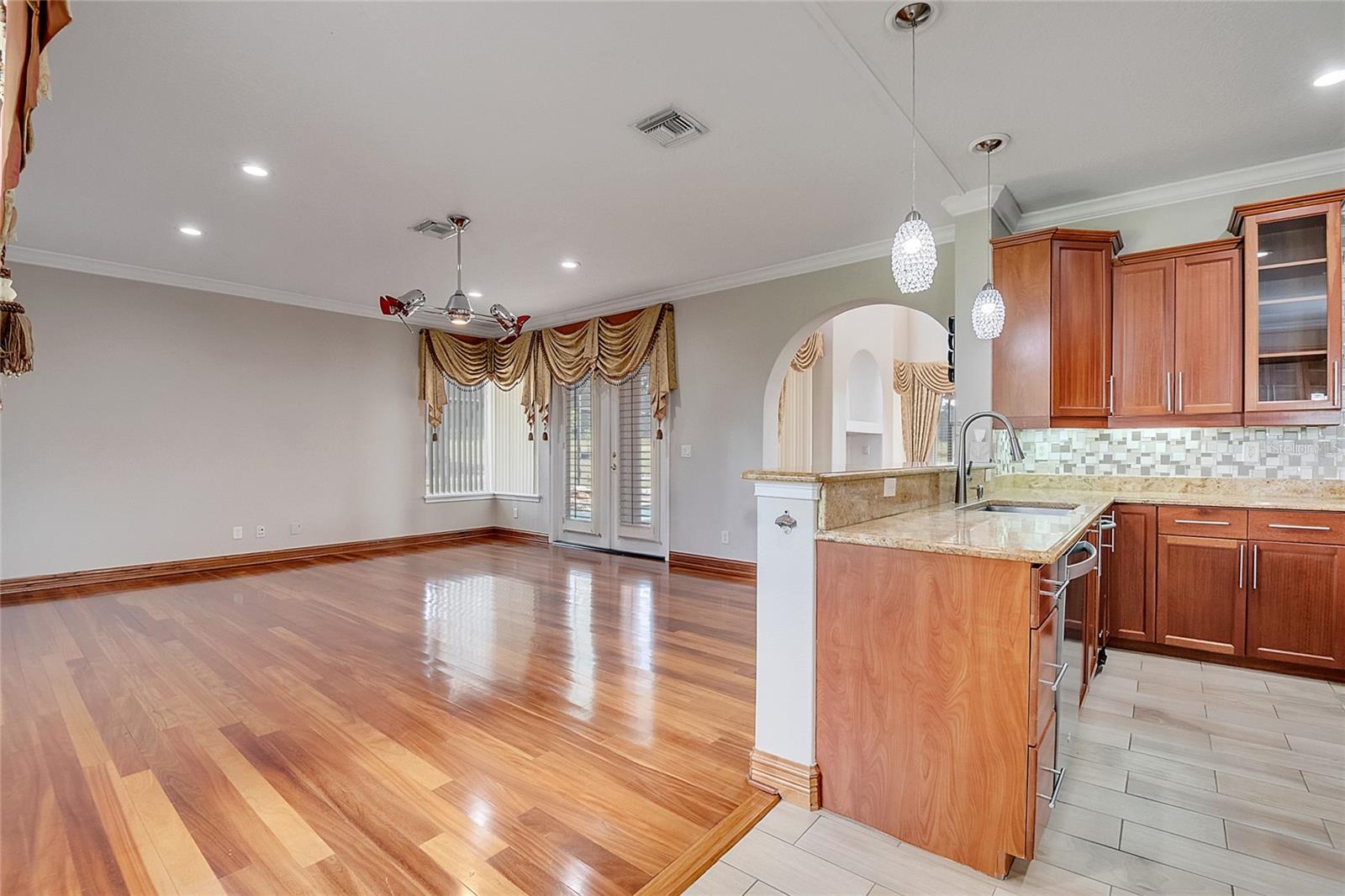 Image 32 of 86 For 18147 Coralwood Lane