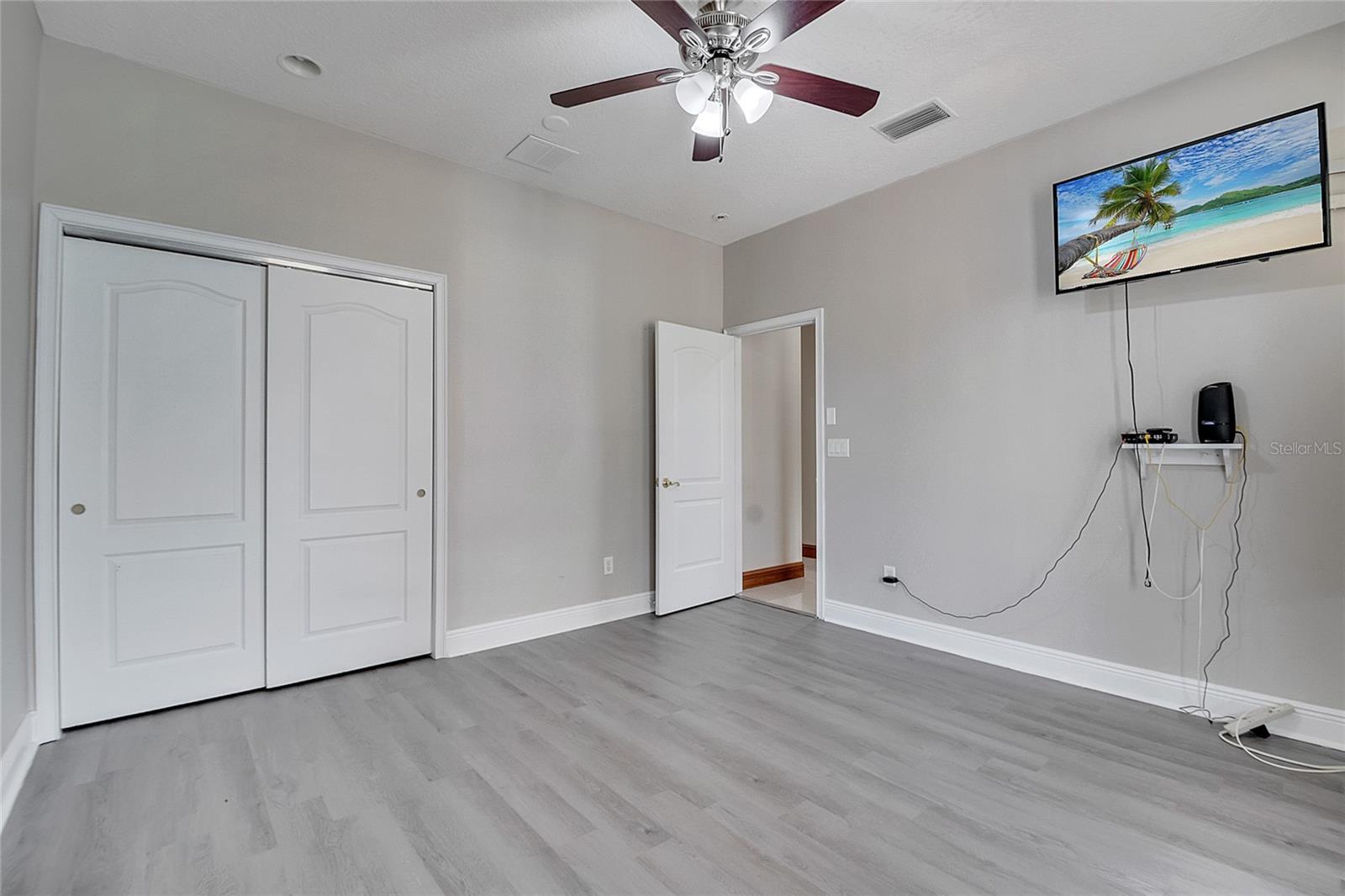 Image 39 of 86 For 18147 Coralwood Lane