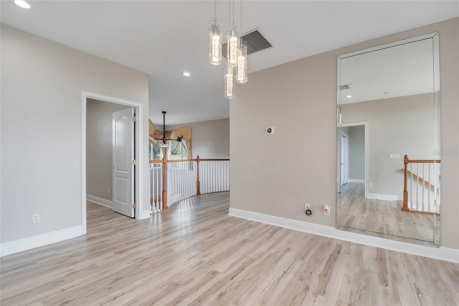 Image 45 of 86 For 18147 Coralwood Lane