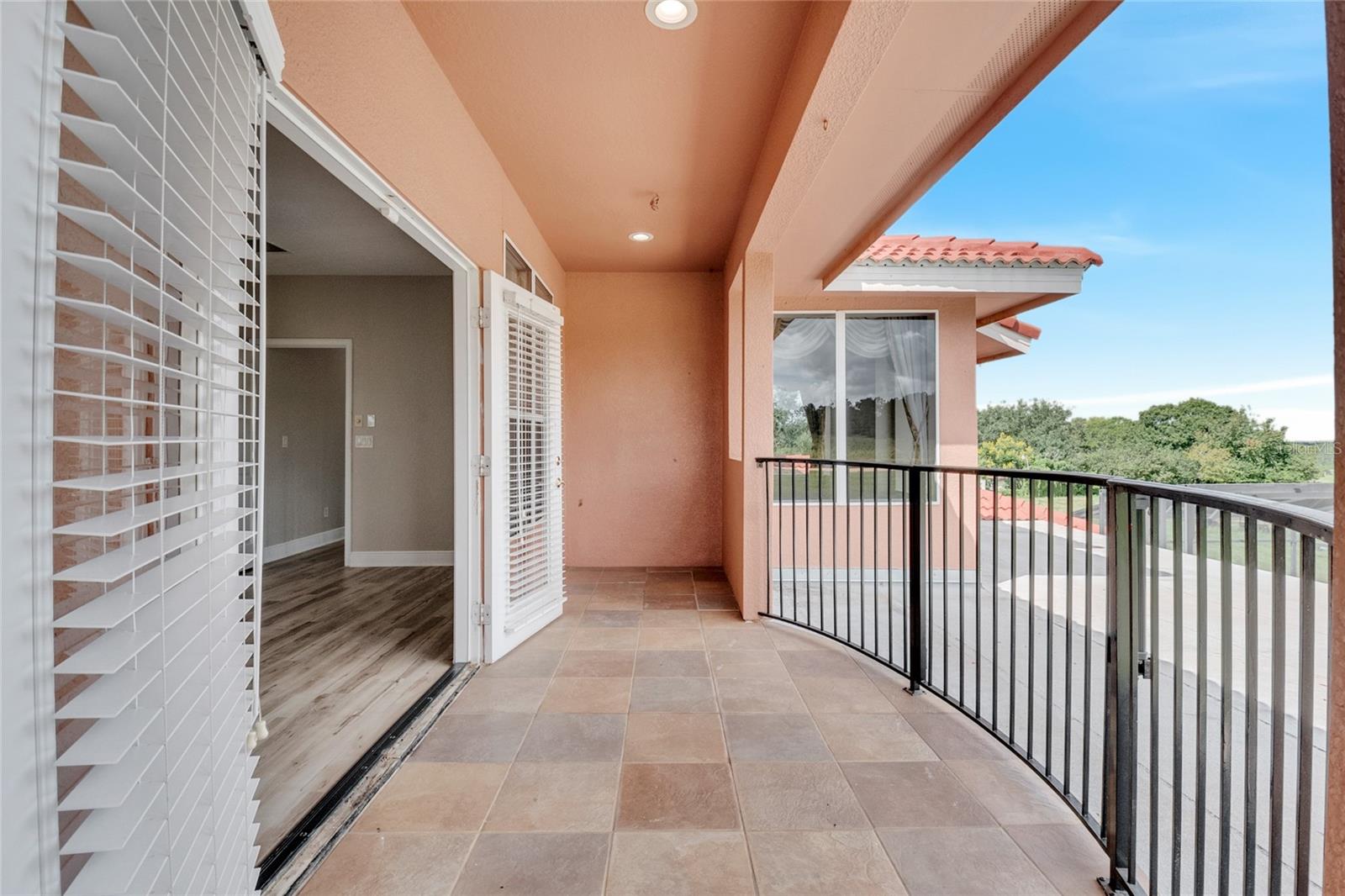 Image 49 of 86 For 18147 Coralwood Lane