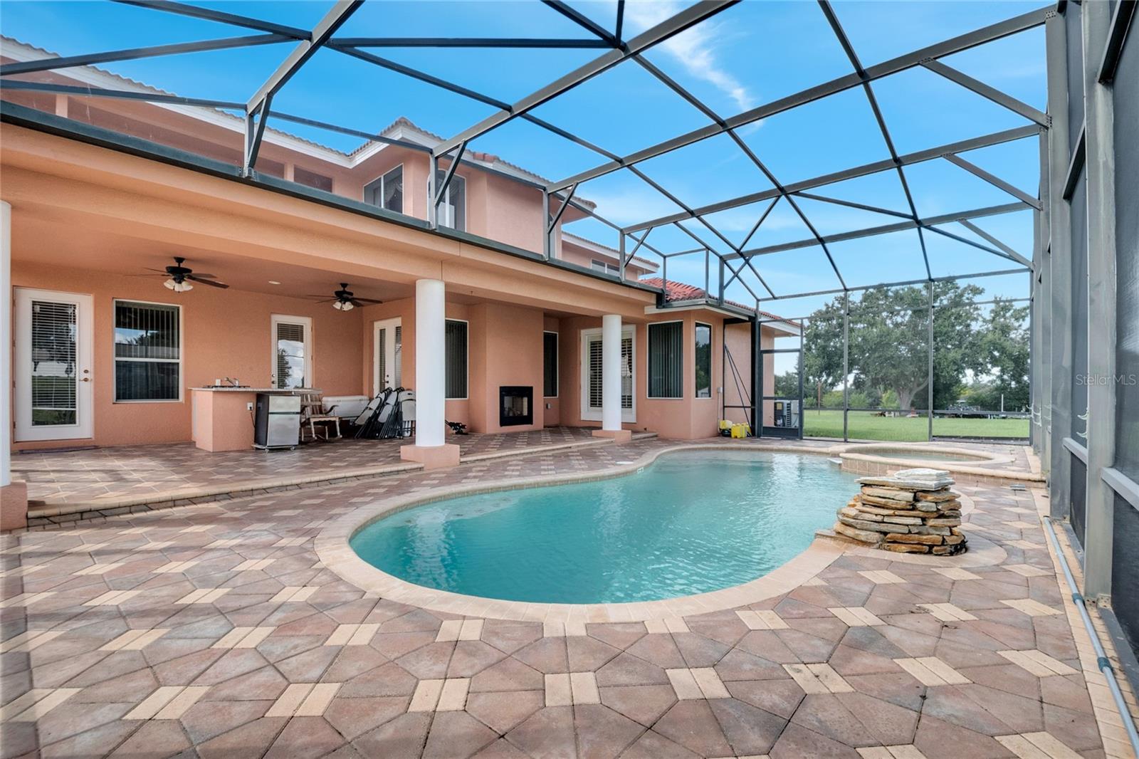 Image 70 of 86 For 18147 Coralwood Lane