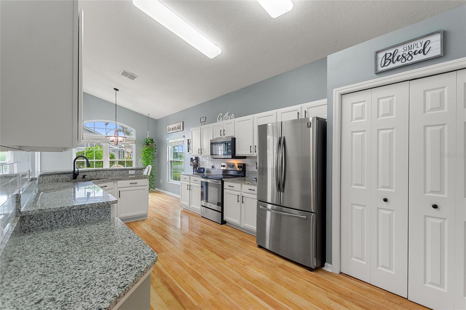 Image 3 of 60 For 116 Fleming Ln