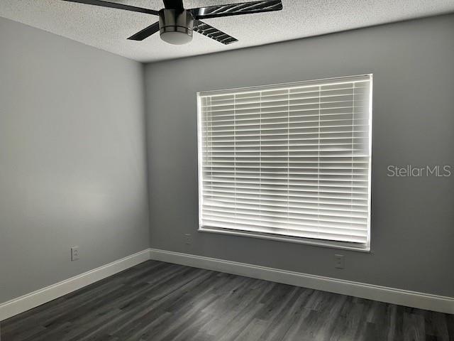 Image 8 of 12 For 3009 Wickham Avenue