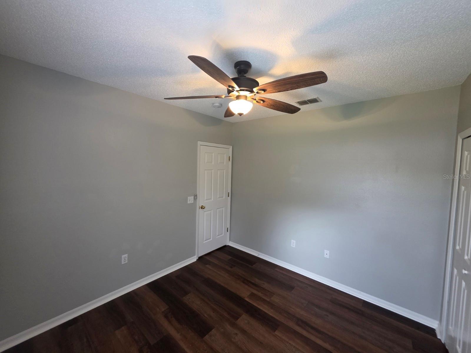 Image 14 of 26 For 579 Kilimanjaro Drive