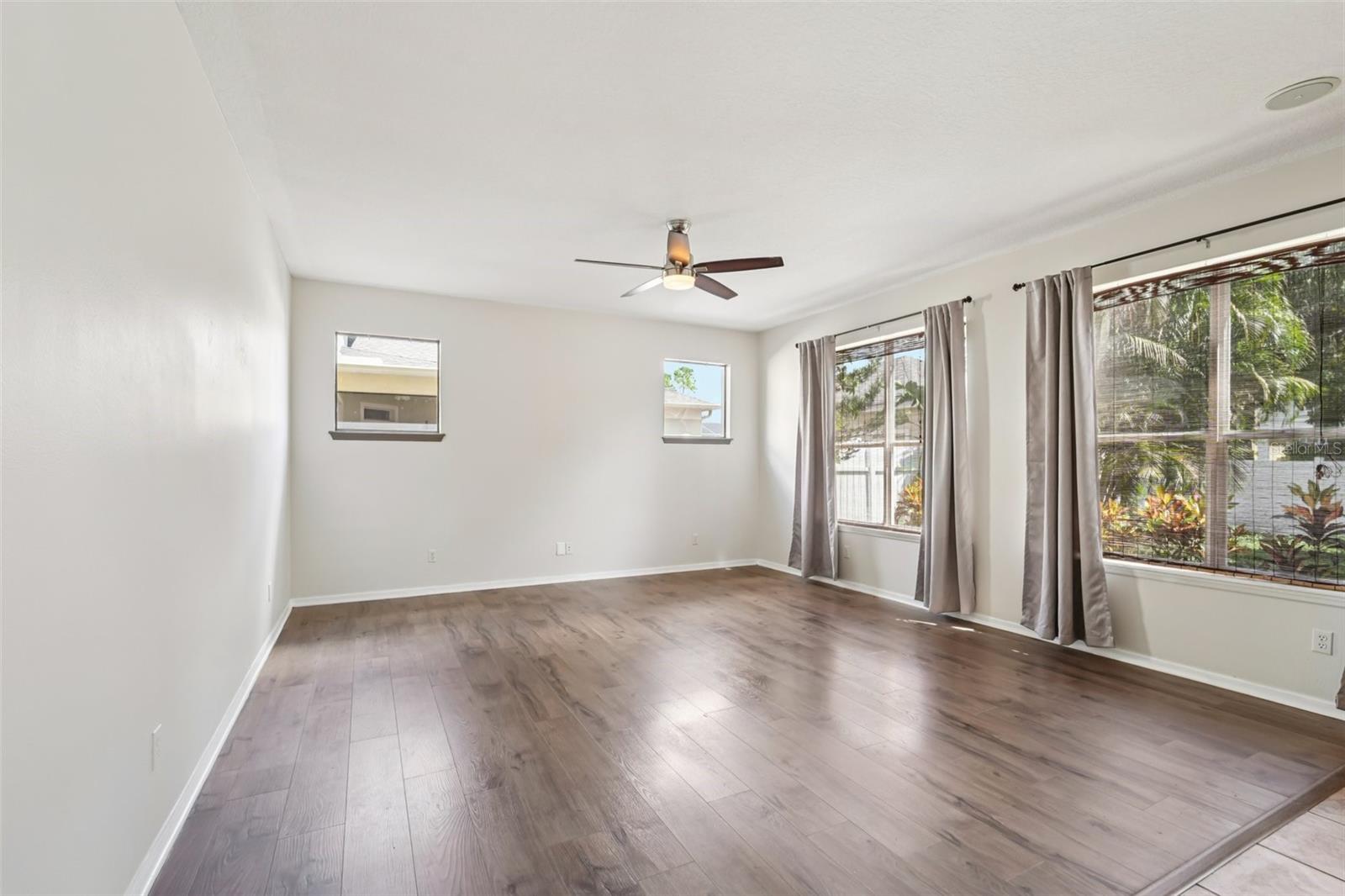 Image 10 of 40 For 6891 Northwich Drive
