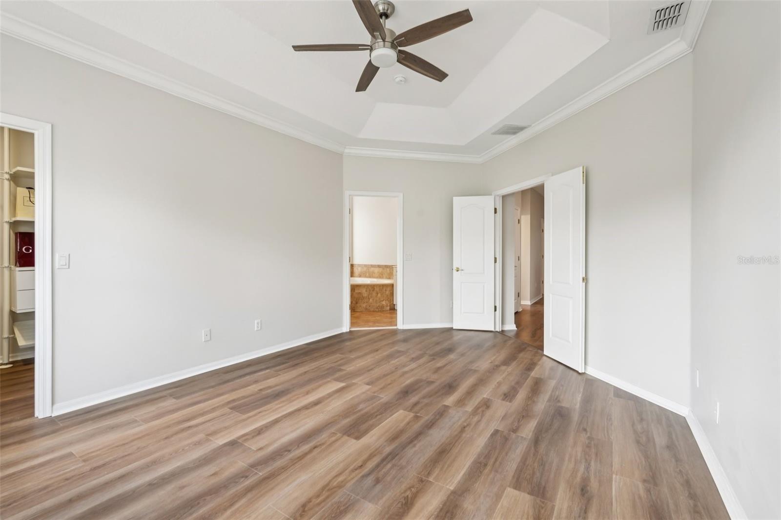 Image 17 of 40 For 6891 Northwich Drive