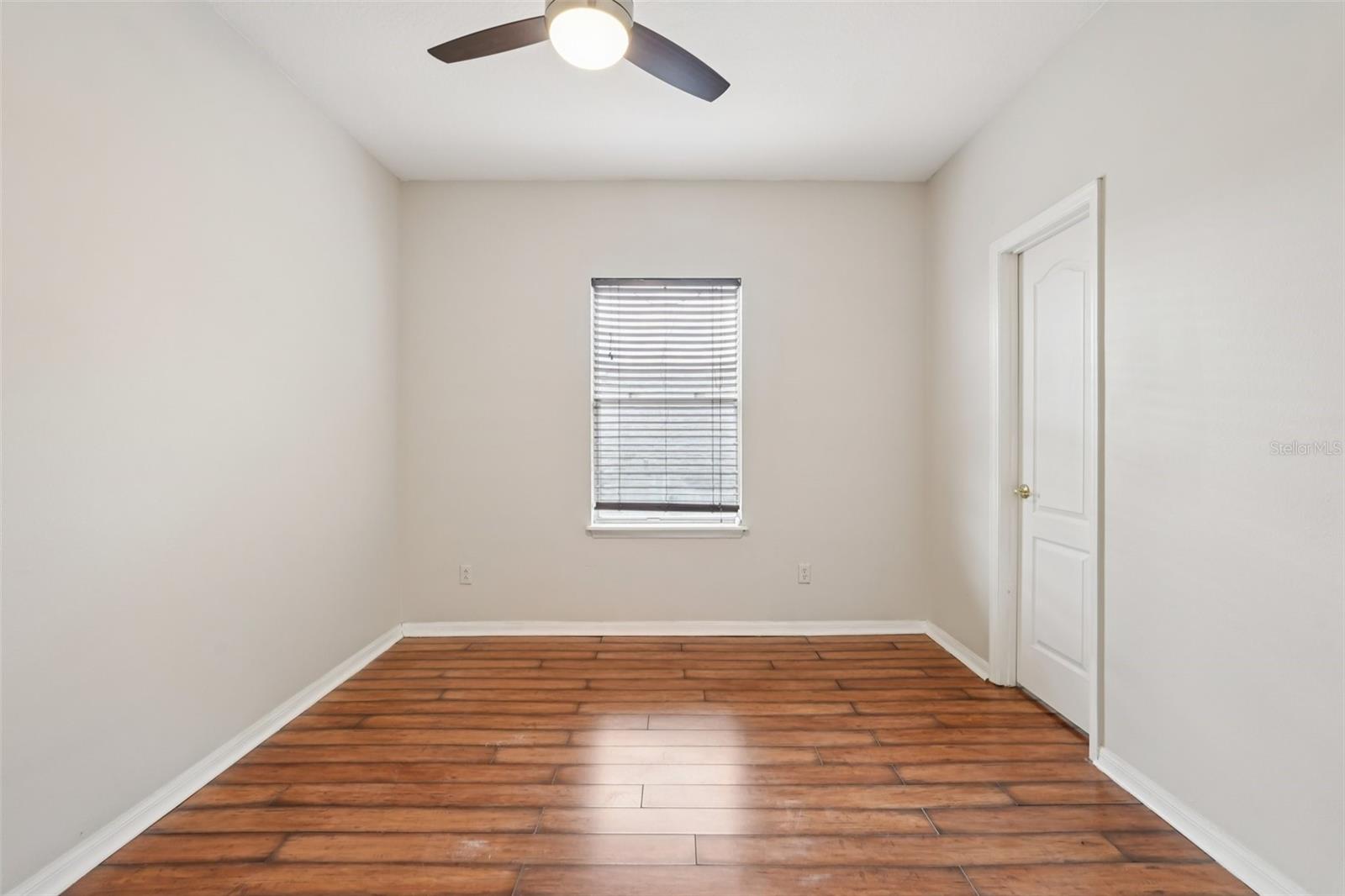 Image 22 of 40 For 6891 Northwich Drive