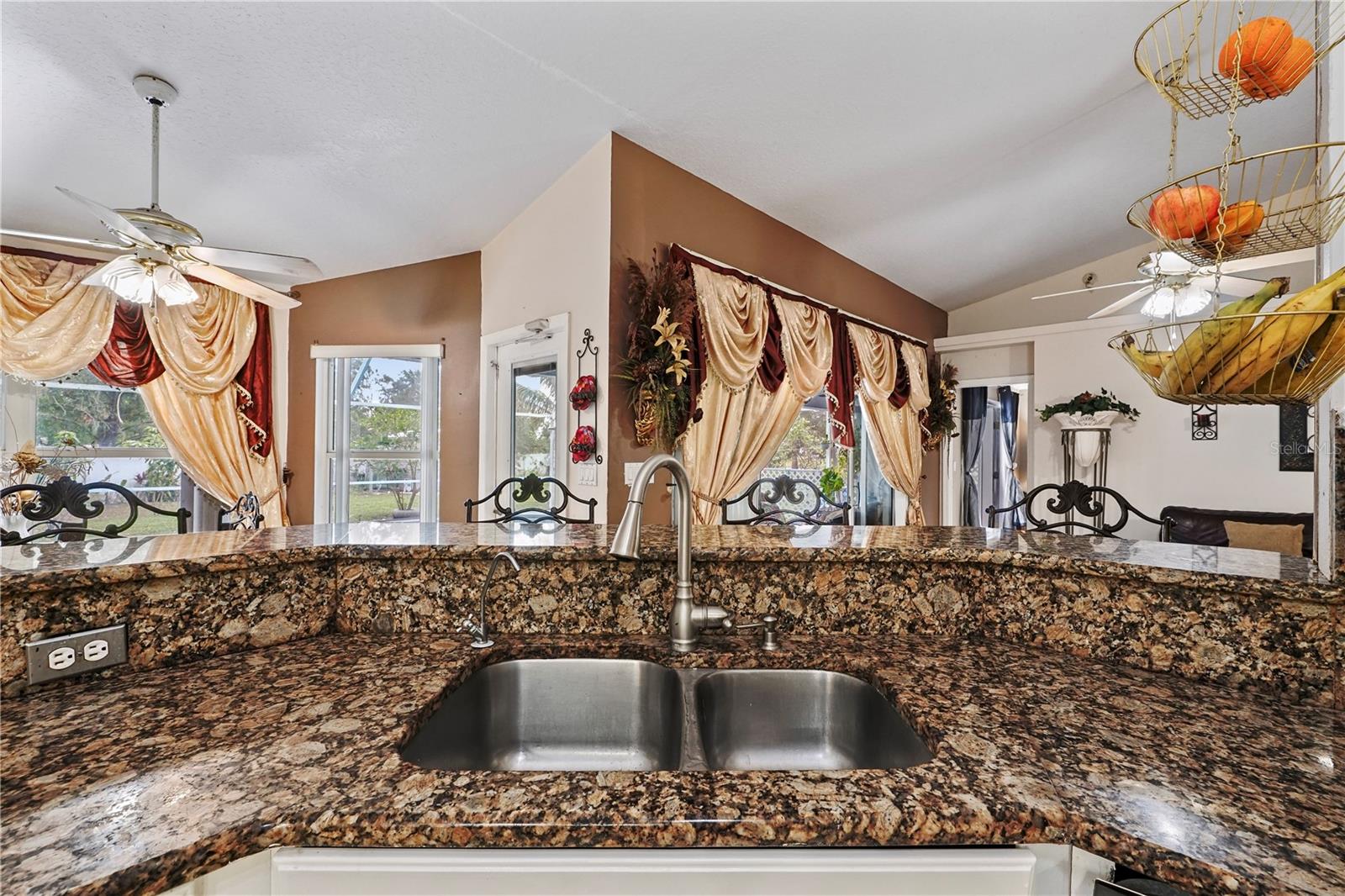 Image 20 of 40 For 918 San Paulo Way