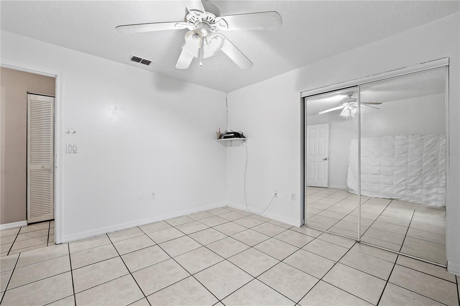 Image 32 of 40 For 918 San Paulo Way